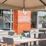 Le Yachtman, The Originals Collection 酒店 4*