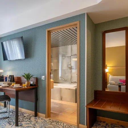 Hotel Le Yachtman 4*