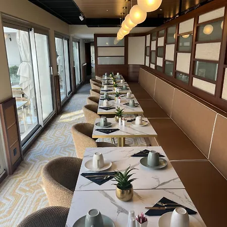 Le Yachtman, The Originals Collection 4*