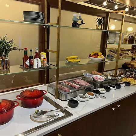 Hotel Le Yachtman, The Originals Collection