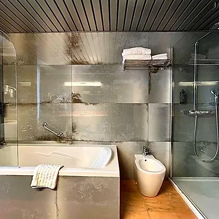 Le Yachtman, The Originals Collection 4* La Rochelle