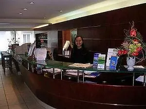 勒亚彻特曼酒店 酒店