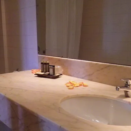 Le Yachtman, The Originals Collection 4*