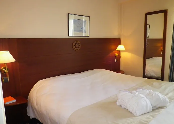 Hotel Le Yachtman 4*